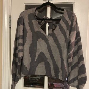 Neely Boutique Medium Gray and Black Zebra Print Trendy Sweater NWOT lightweight